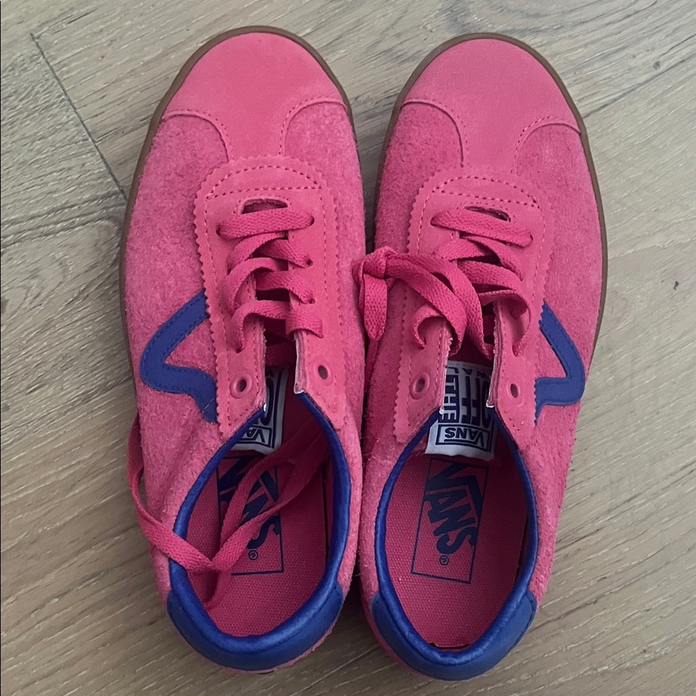 🎅🏽Vans NEW Unisex Sneakers in Pink and Navy Sz 7 Women & Men Sz 5.5